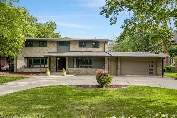 2771 W 7 Mile, Detroit, MI 48221