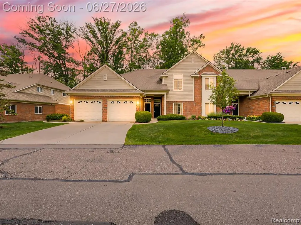 3695 Eagle Creek, Utica, MI 48317 - #1