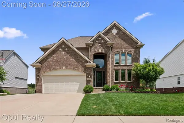 24520 Westchester, South Lyon, MI 48178