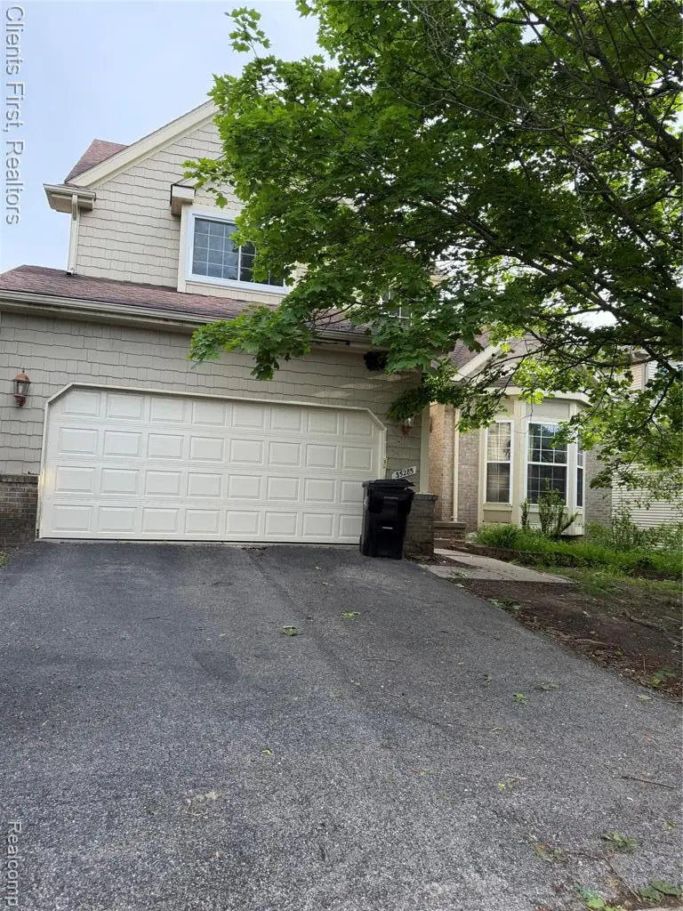 35285 Pennington, Farmington Hills, MI 48335 - #1