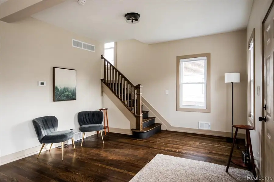 2630 Harding, Detroit, MI 48214 - #3