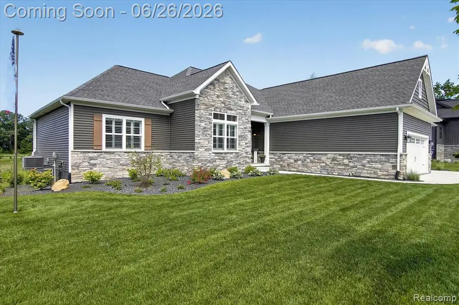 1212 Candlelight, Brighton, MI 48114 - #2