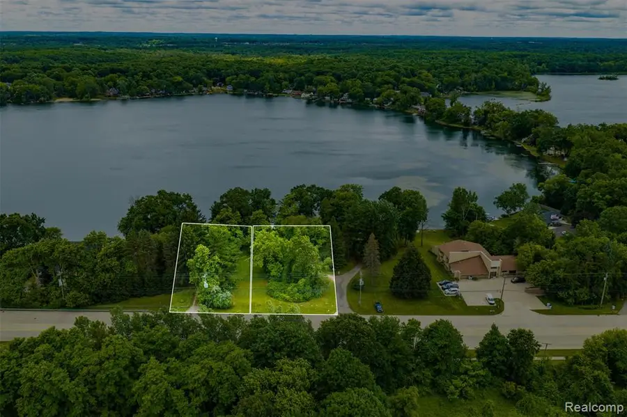 VL 1 Grand River, Brighton, MI 48116 - #2