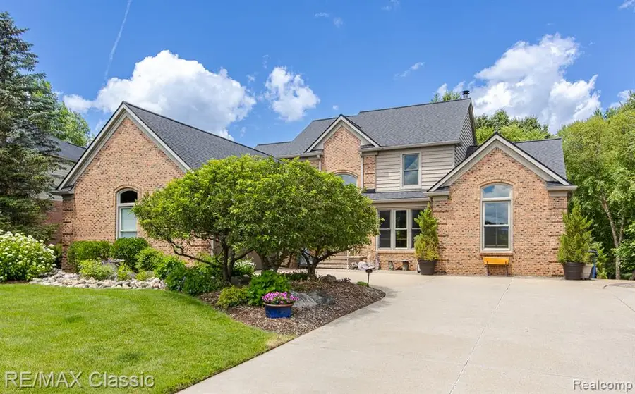3790 Deer Springs, Rochester, MI 48306 - #3