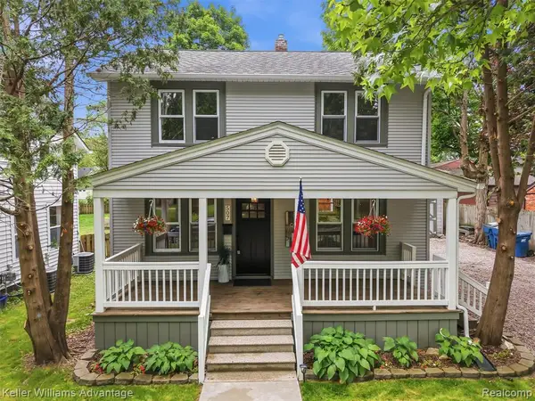 507 North, Holly, MI 48442