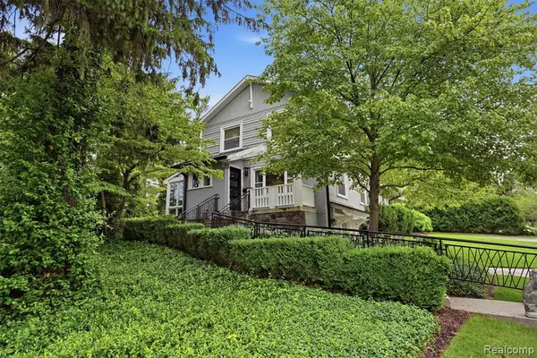 612 Brookside, Birmingham, MI 48009