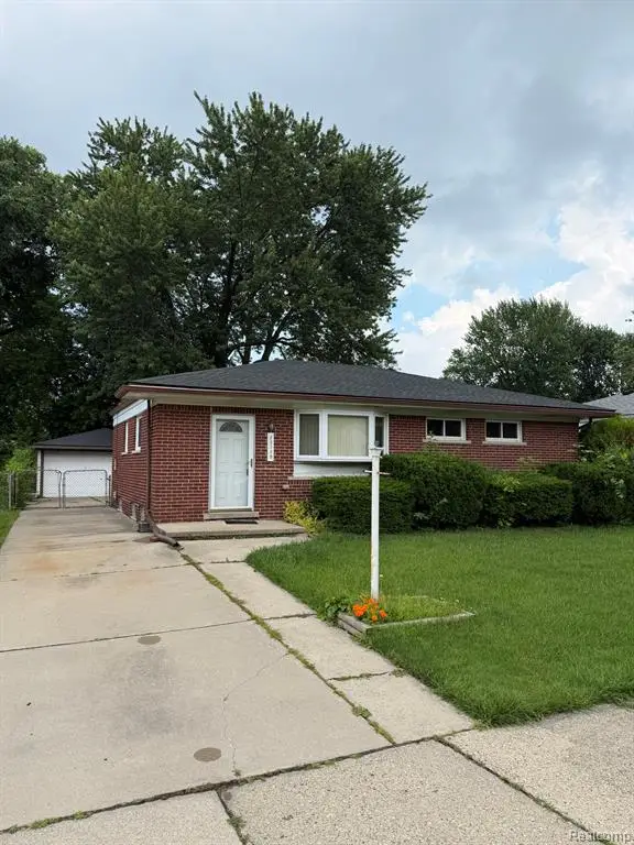 23739 Lakewood, Saint Clair Shores, MI 48082 - #1