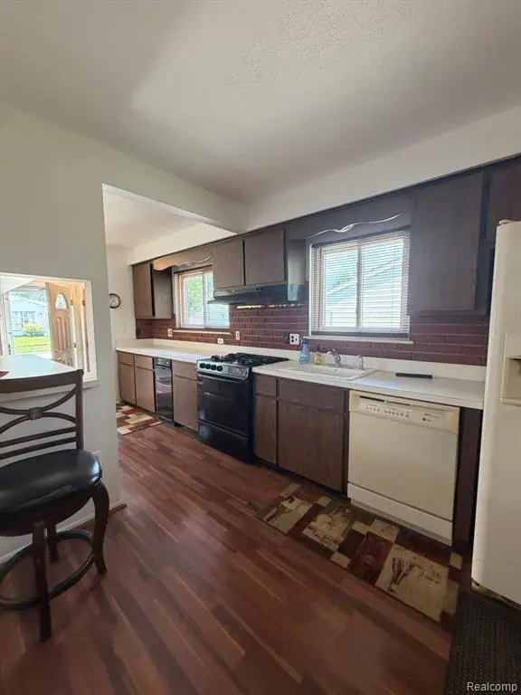 23739 Lakewood, Saint Clair Shores, MI 48082 - #3