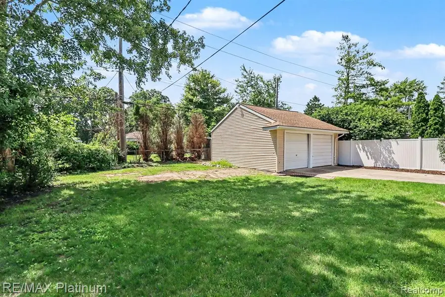30203 S Stockton Drive, Farmington, MI 48336 - #3