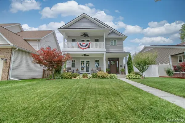 526 Plum, Wyandotte, MI 48192