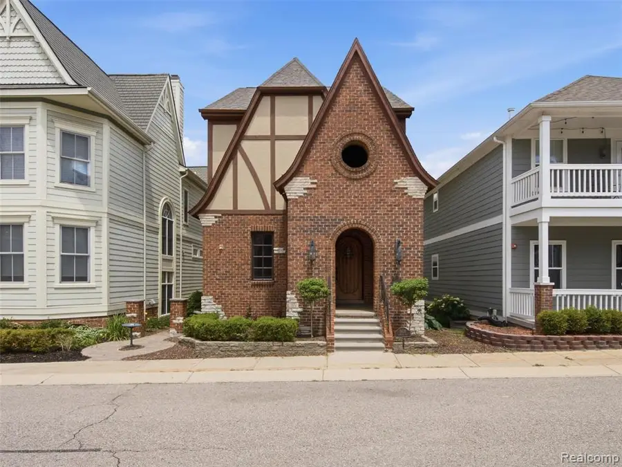3875 Andover, Auburn Hills, MI 48326 - #2