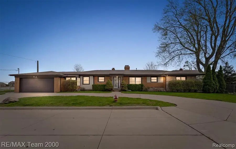 22624 Rio Vista, Saint Clair Shores, MI 48081 - #3