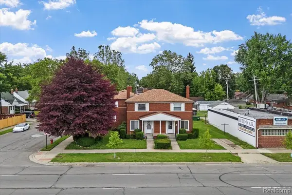 20801 Plymouth, Detroit, MI 48228
