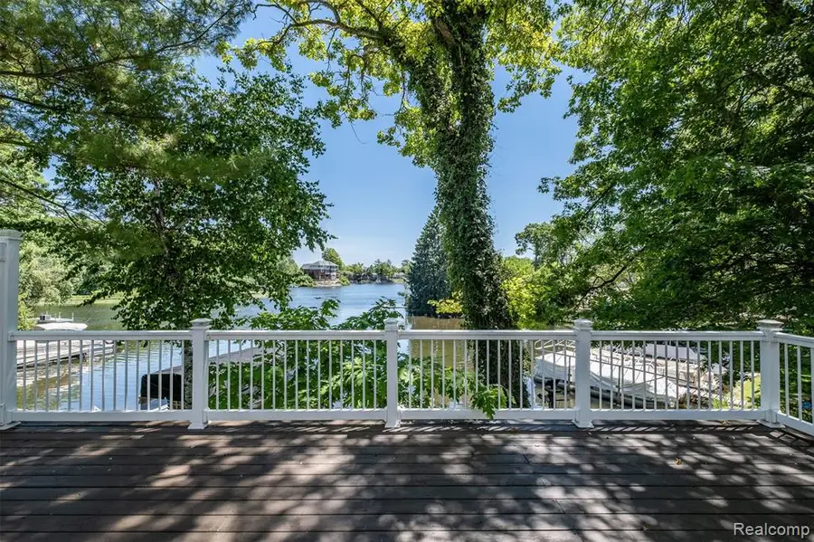 524 Fernhurst, Lake Orion, MI 48362 - #2