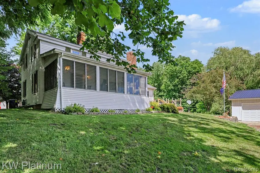 581 S Main, Vermontville, MI 49096 - #2