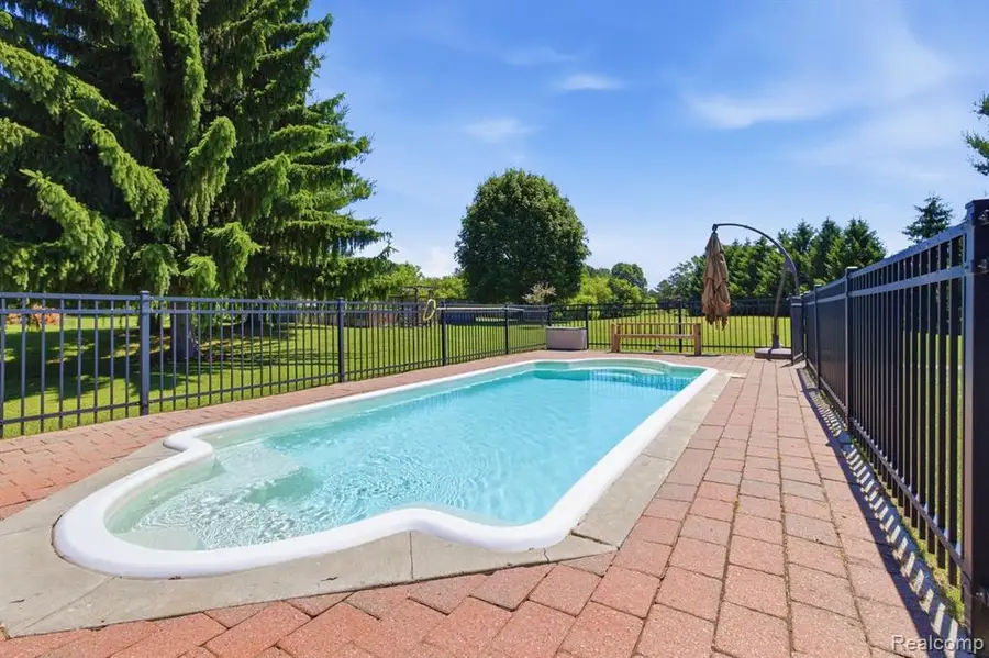 5010 Mallards, Highland, MI 48357 - #2