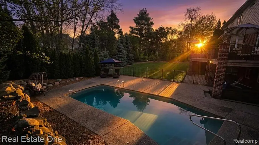 960 Hill Hollow, Milford, MI 48381 - #2