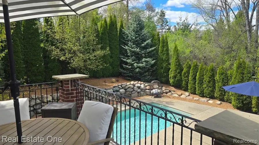 960 Hill Hollow, Milford, MI 48381 - #3