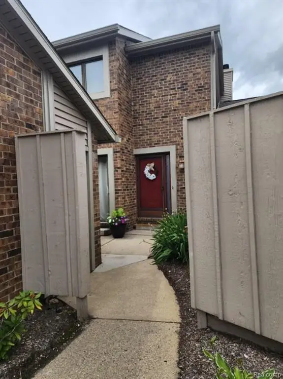 5736 Woodland, Clarkston, MI 48346 - #1