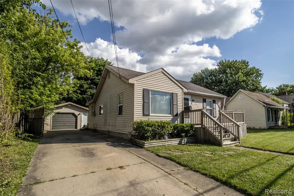 2829 Chicago, Flint, MI 48503 - #1
