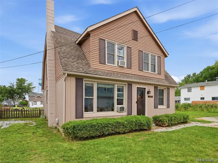 117 Kenyon, Algonac, MI 48001 - #2