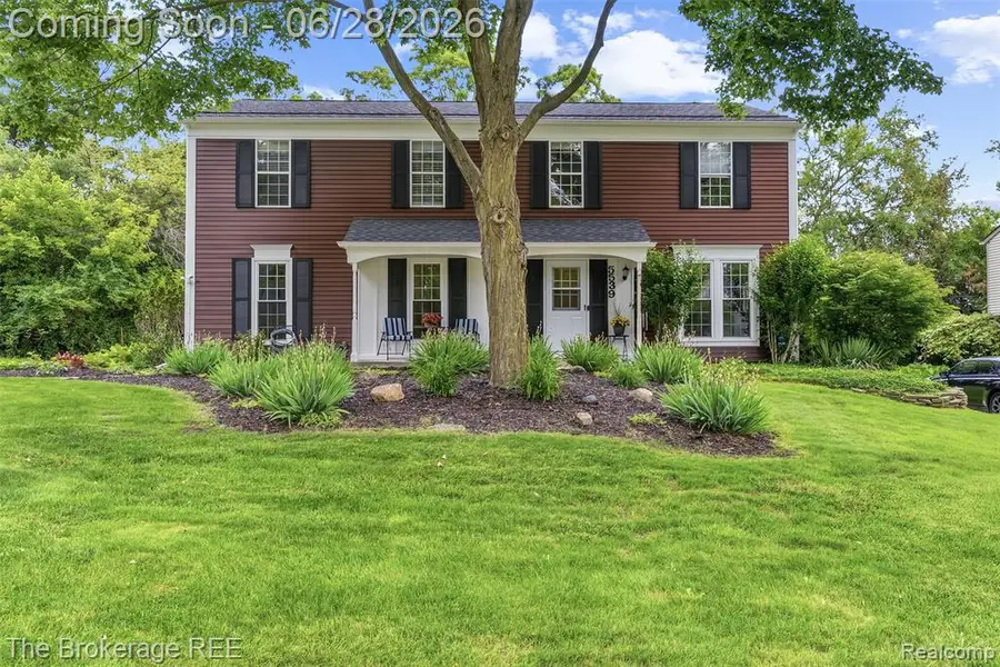 5539 Brompton, West Bloomfield, MI 48322 - #2