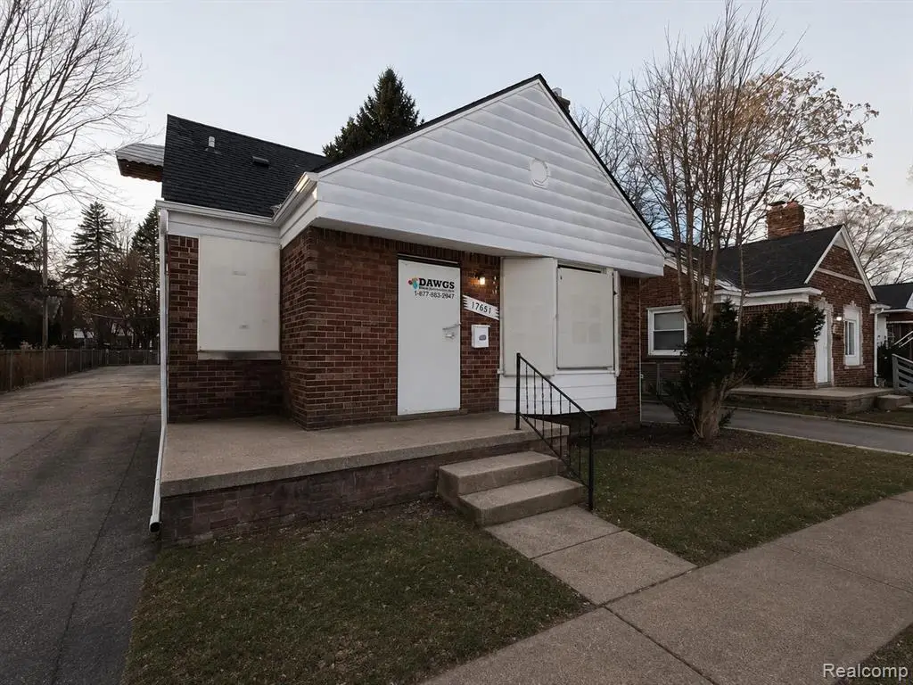 17851 Strasburg, Detroit, MI 48205 - #1