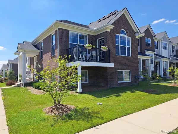49503 Lantern, Canton, MI 48188