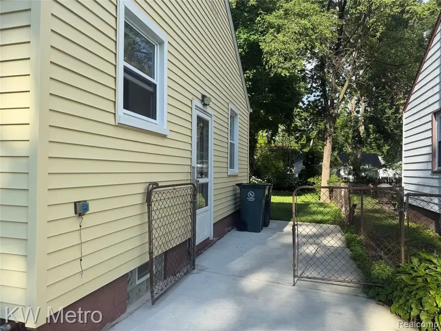 1515 Wyandotte, Royal Oak, MI 48067 - #2