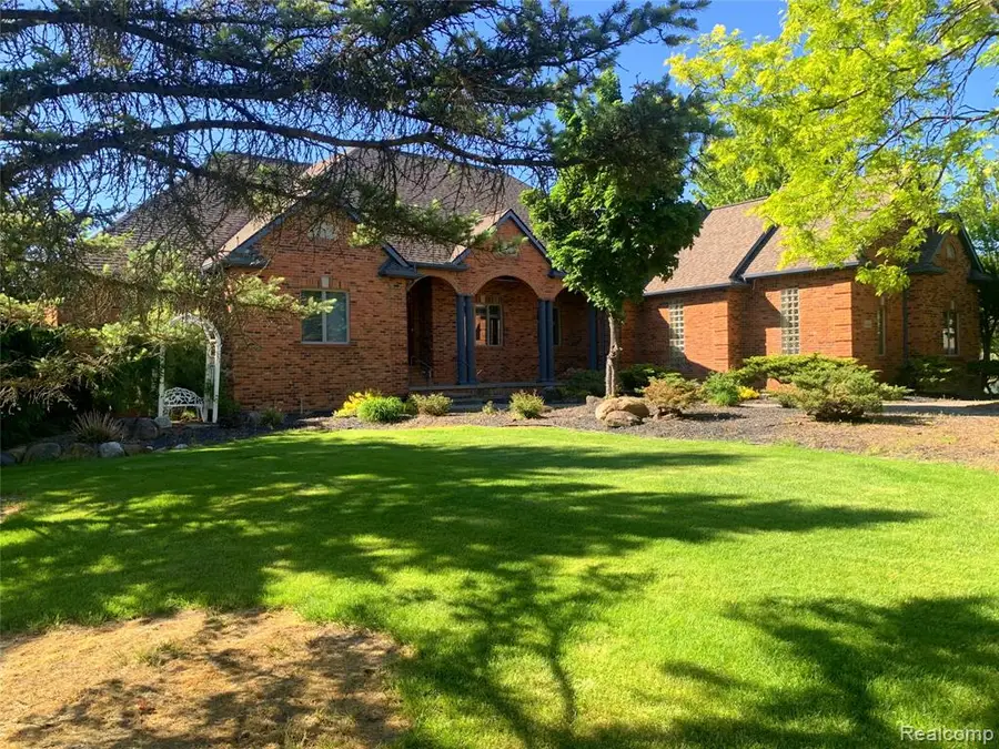 2480 S Baldwin, Lake Orion, MI 48360 - #2