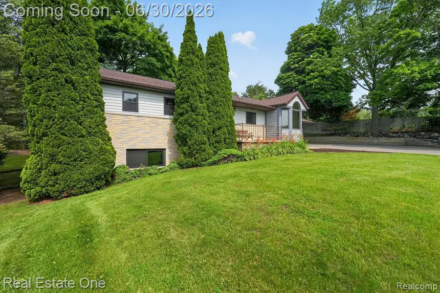 30691 Rainbow, New Hudson, MI 48165 - #2