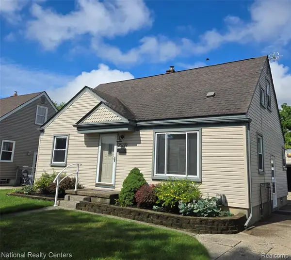 25279 Cole, Roseville, MI 48066
