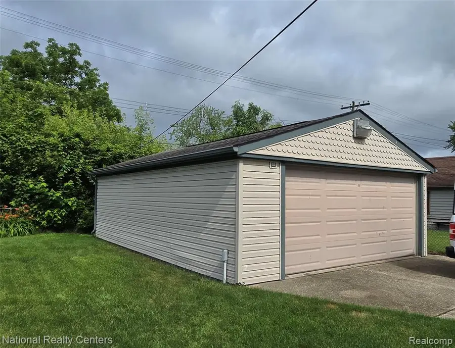 25279 Cole, Roseville, MI 48066 - #2