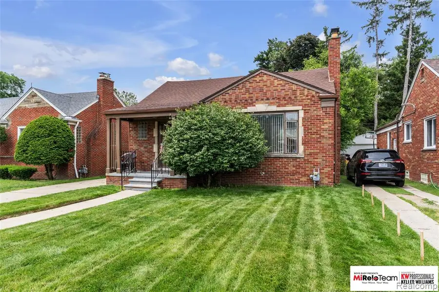17585 Whitcomb, Detroit, MI 48235 - #3