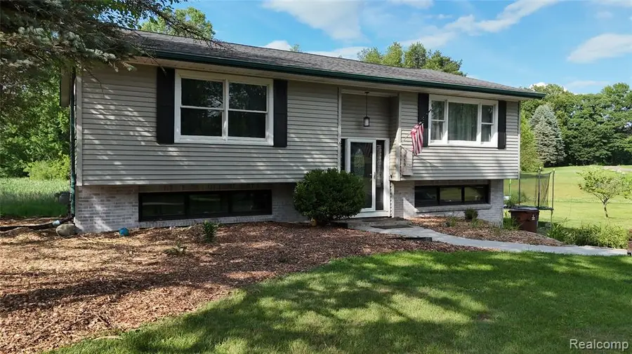 7915 Hillcrest, Laingsburg, MI 48848 - #3