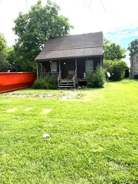 2180 Henry Ruff, Garden City, MI 48135