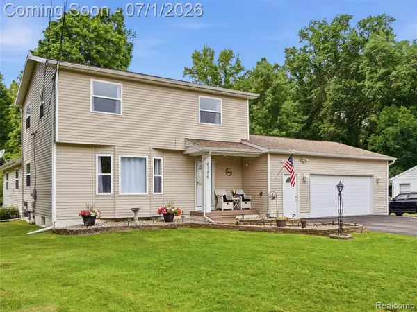 6195 Lake Forest, Grand Blanc, MI 48439