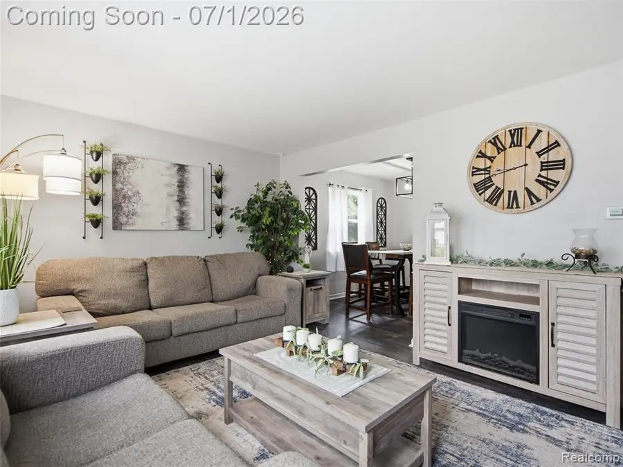 6195 Lake Forest, Grand Blanc, MI 48439 - #3