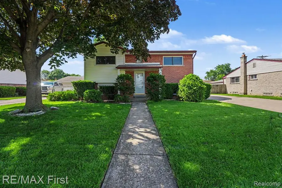 15628 Canberra, Roseville, MI 48066 - #3