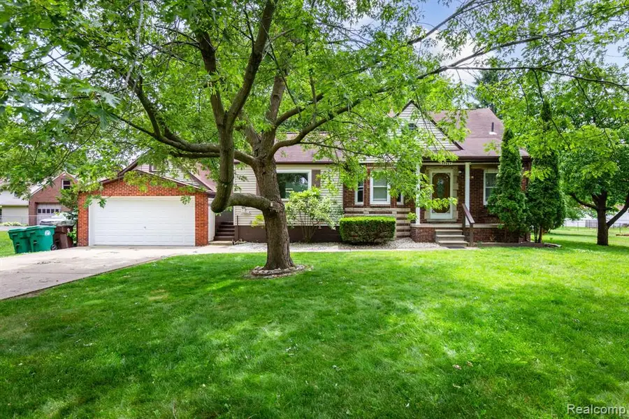 33627 Bock, Garden City, MI 48135 - #2