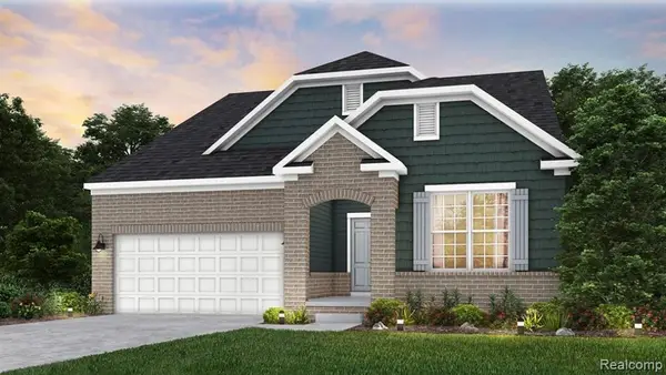 3065 Wyvern, Lake Orion, MI 48359