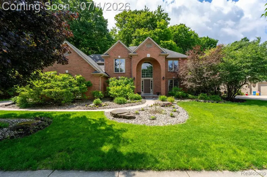 21596 Chase, Novi, MI 48375 - #2