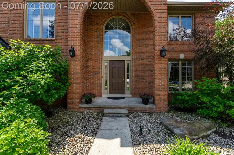 21596 Chase, Novi, MI 48375 - #3