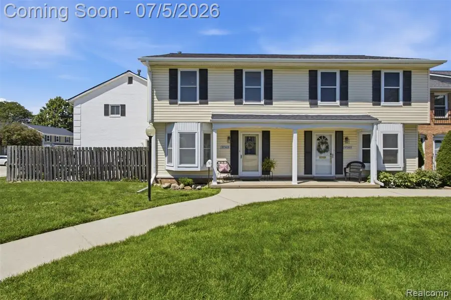 37583 Charter Oaks Boulevard, Clinton Township, MI 48036 - #2