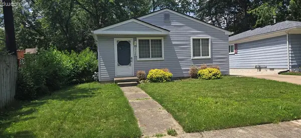 2126 S Karle, Westland, MI 48186