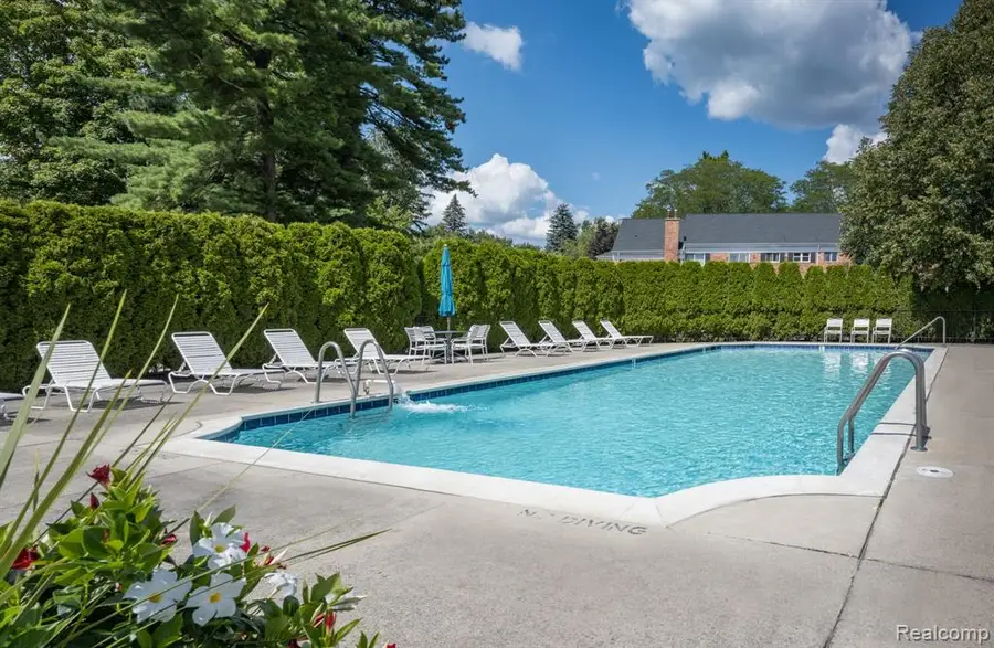 150 Billingsgate #Unit D, Bloomfield Hills, MI 48301 - #2