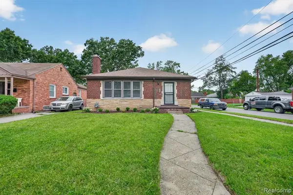 19391 Sussex, Detroit, MI 48235