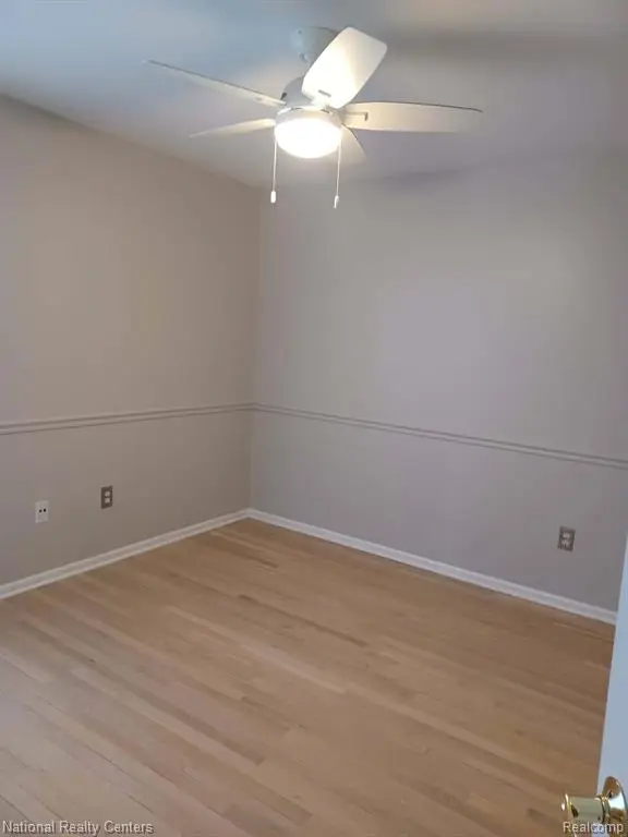 15752 Hunters Grove #20, Livonia, MI 48154 - #3