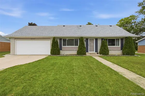 23707 Thornton, Clinton Township, MI 48035