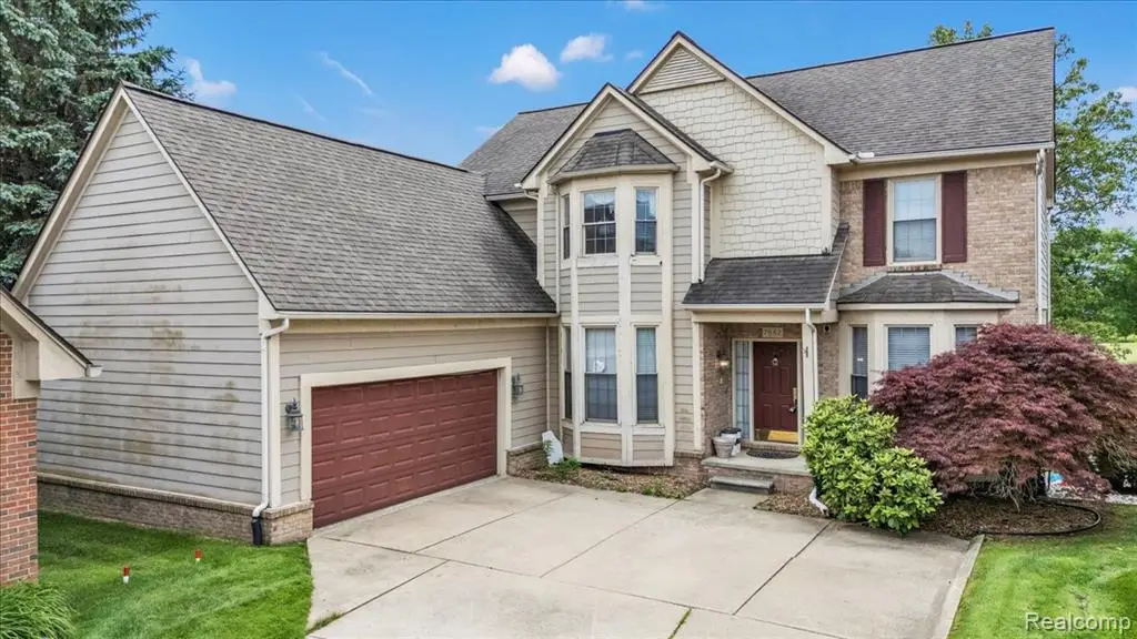 7882 Glacier Club, Washington, MI 48094 - #1